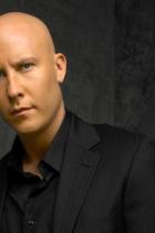 Smallville-Darsteller Michael Rosenbaum sagt dem kommenden Crossover von Arrow, The Flash & Supergirl ab