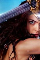 Wonder Women: Gal Godat über rückwirkende Änderungen zwischen Batman v Superman &amp; Justice League