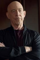 Ghost Draft: Betty Gilpin und J.K. Simmons in Verhandlungen