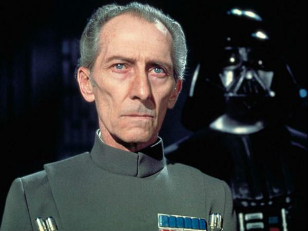 Peter Cushing als Großmoff Tarkin in Star Wars: Episode IV (1977)