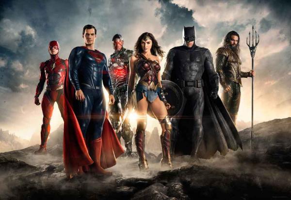 Alle Mitglieder der Justice League