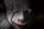 Stephen Kings Es: Tim Curry gibt erstmalig Einblick in seine Rolle als Pennywise